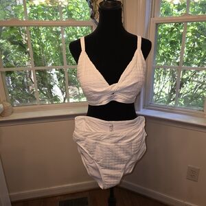 Womens Textured Bikini White Adjustable Wide Straps Size 2XL NWOT‎